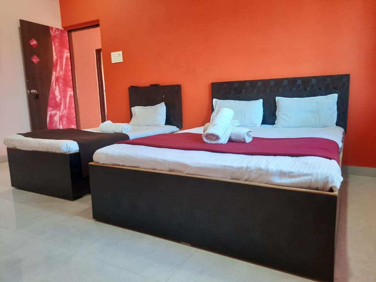 Hotel Nisarg Lodging And Restaurant ออรังกาบัด ภายนอก รูปภาพ