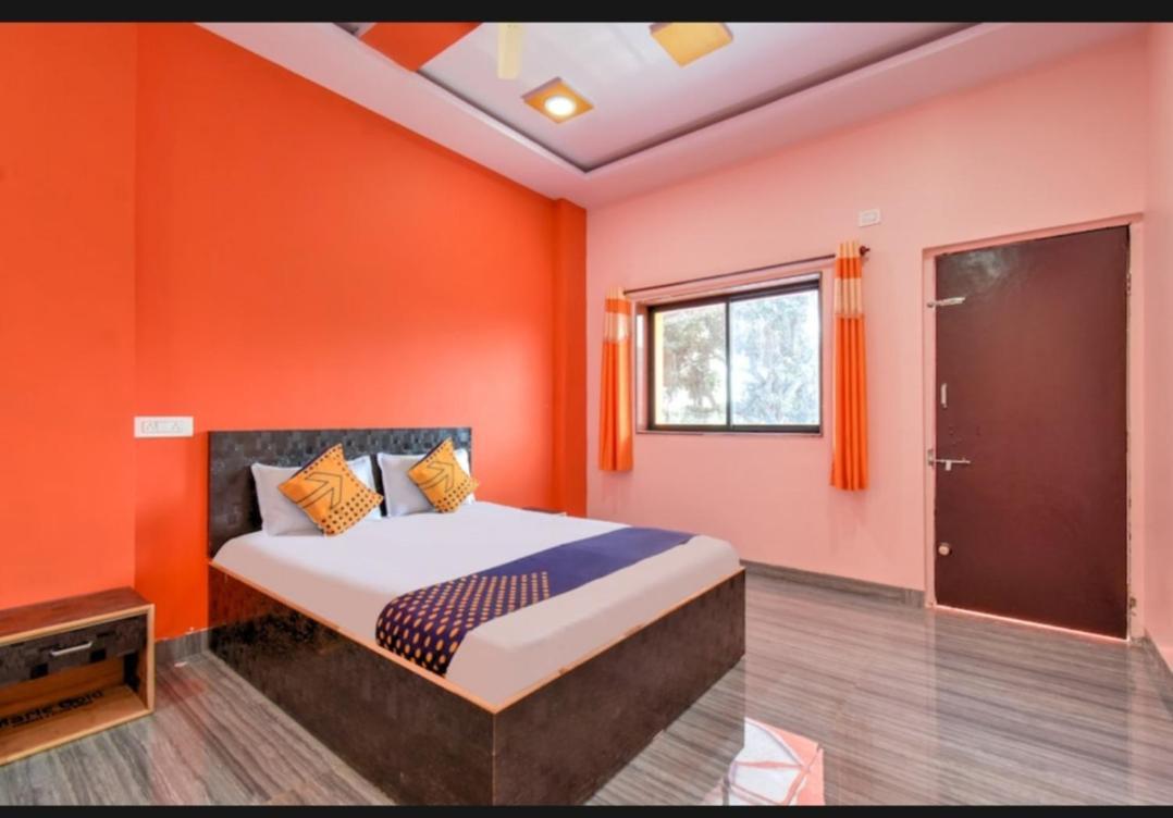 Hotel Nisarg Lodging And Restaurant ออรังกาบัด ภายนอก รูปภาพ